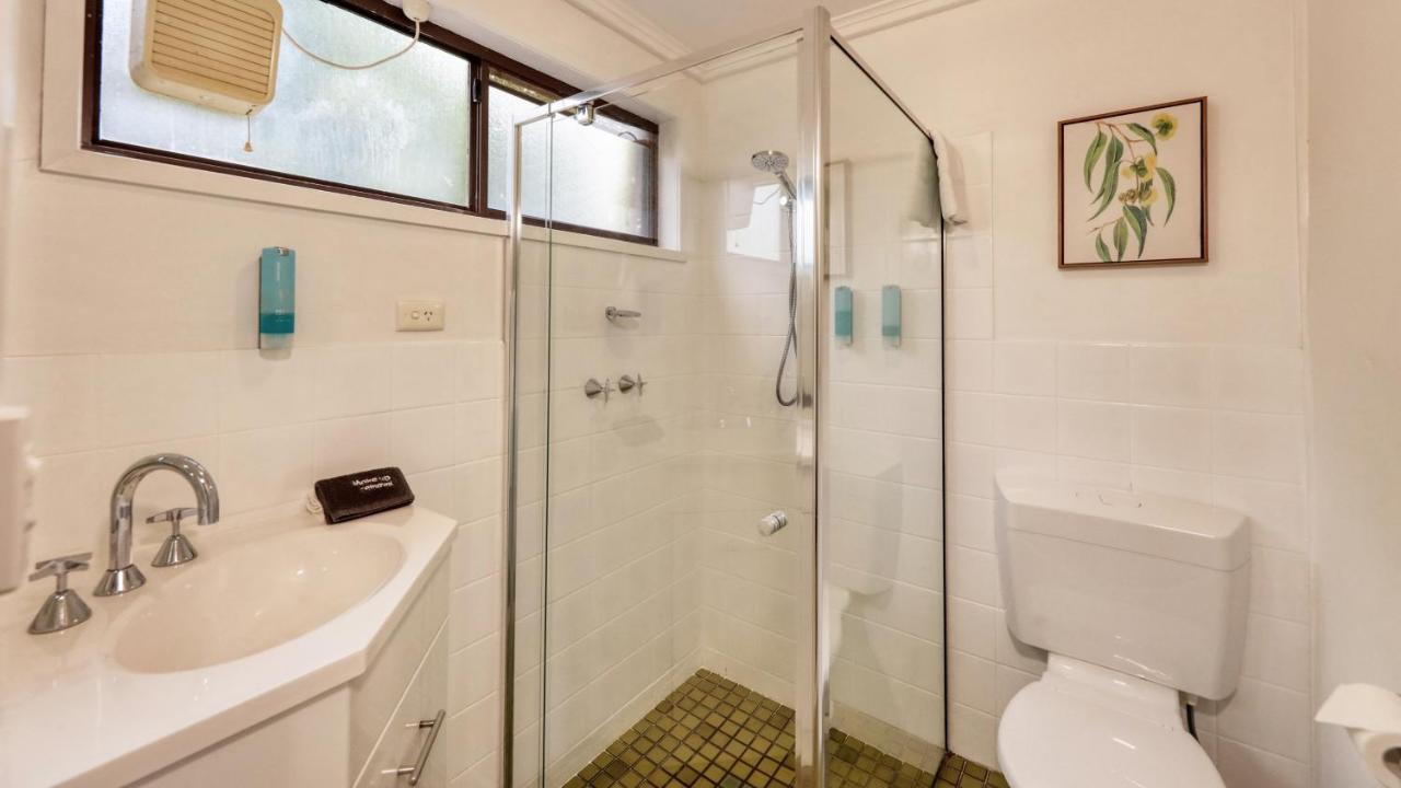 Motel Meneres Corowa Exterior photo